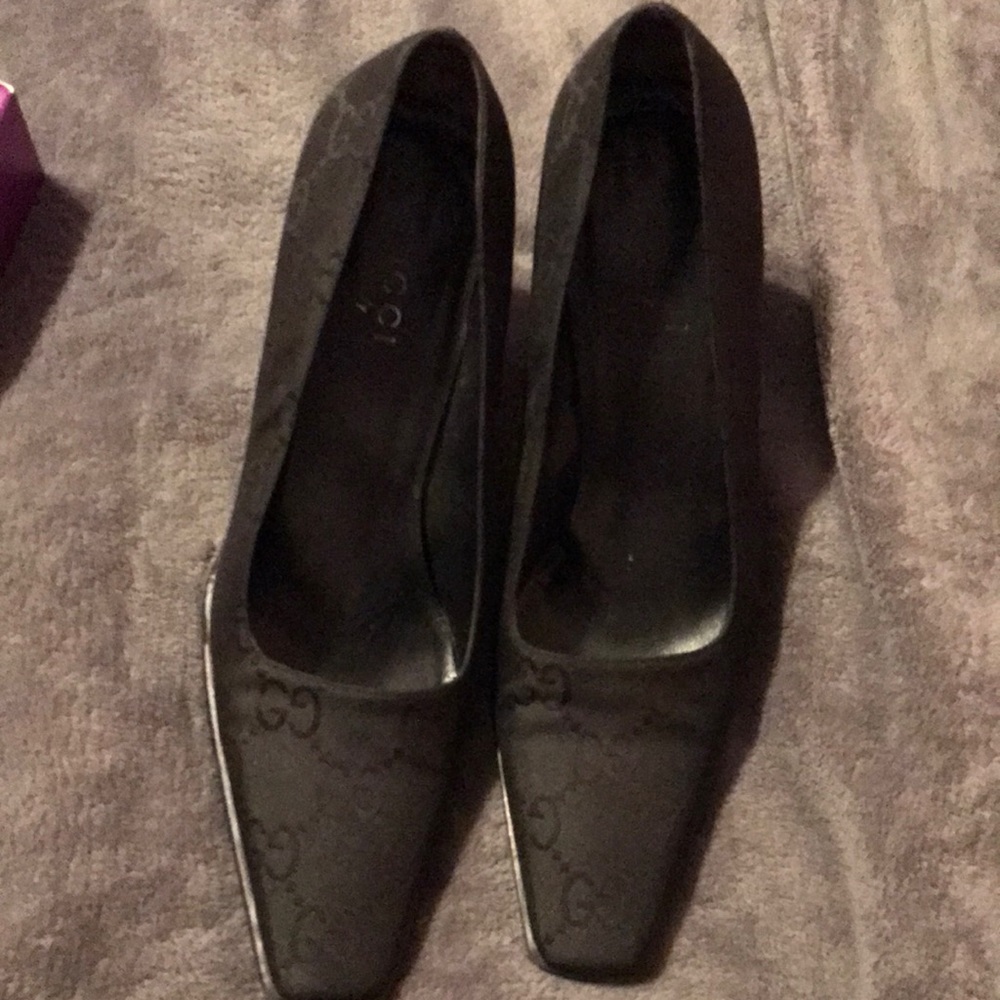 Gucci shoes
